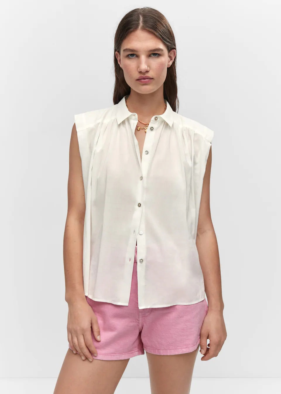Sleeveless button down shirt
