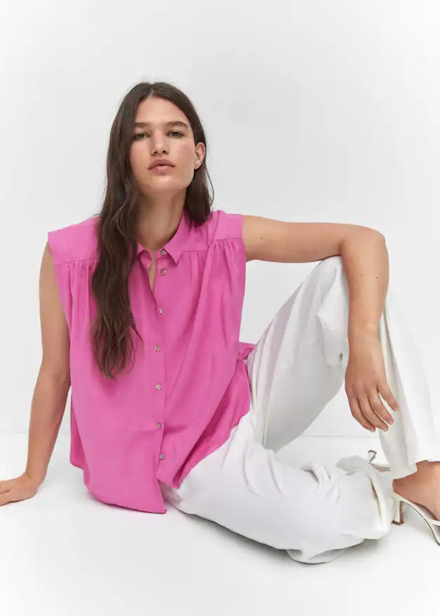 Sleeveless button down shirt
