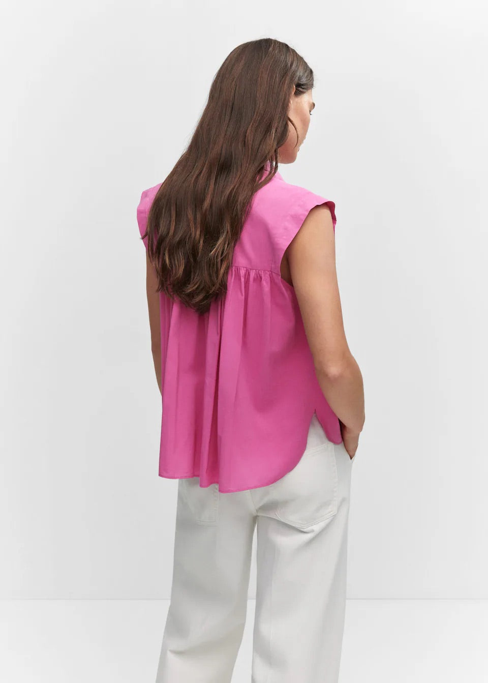 Sleeveless button down shirt