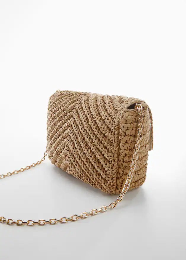 Natural fibre bag with flap