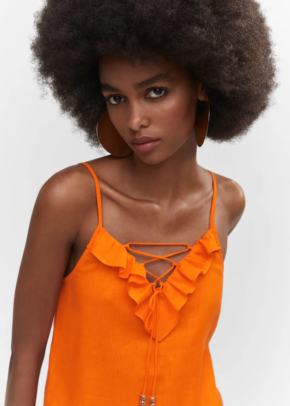 Ruffled top with adjustable drawstring