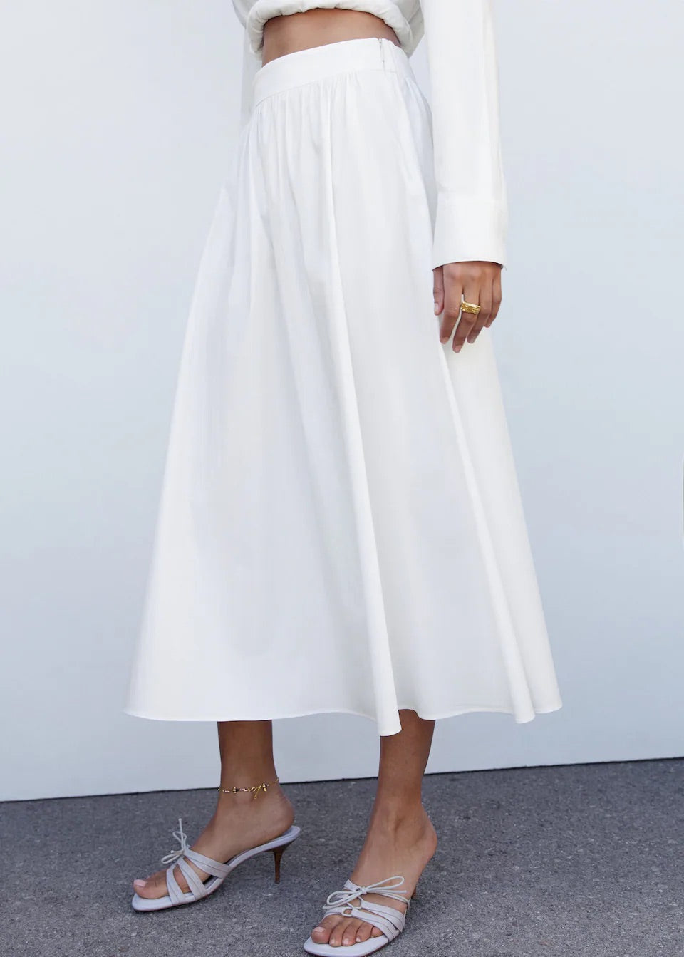 Pleat detail long skirt