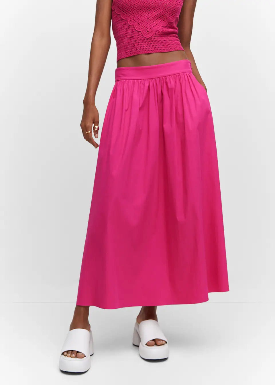 Pleat detail long skirt