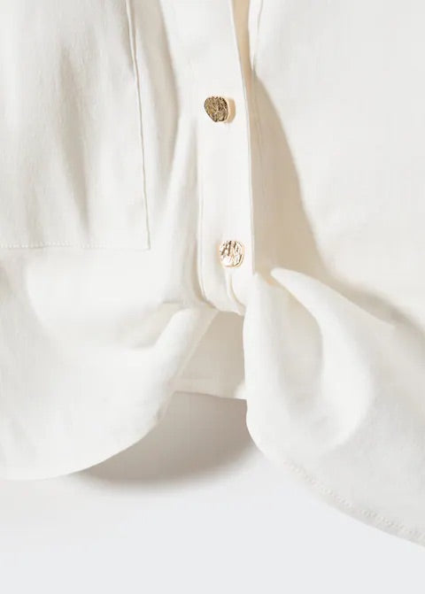Cropped shirt with knot