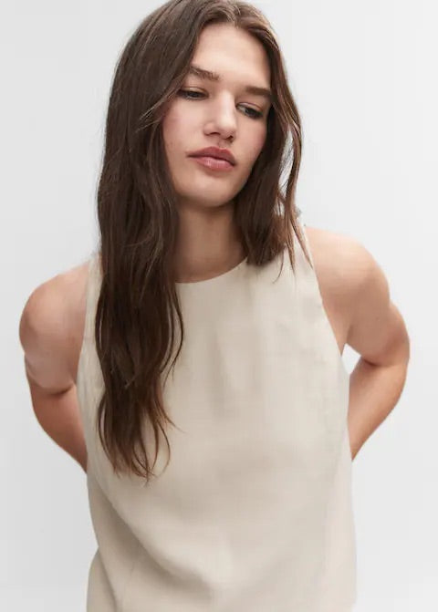 Crop top with wide straps