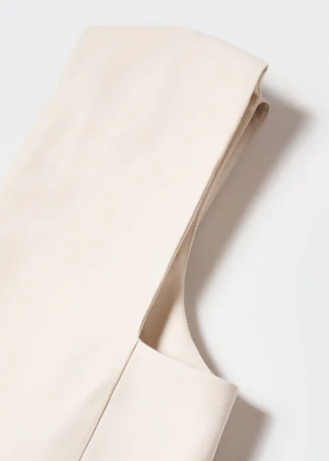 Crop top with wide straps