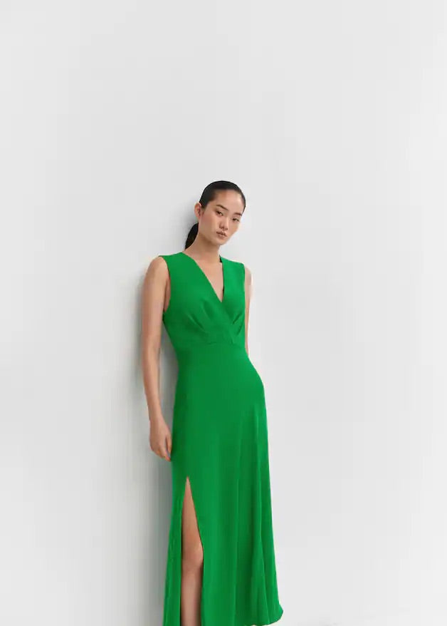 Asymmetrical dress with side slit