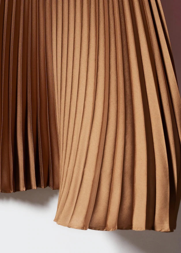 Pleated midi skirt