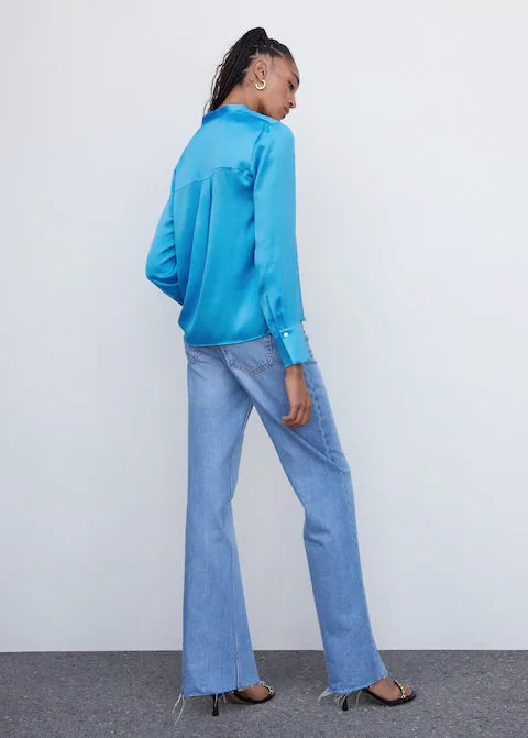 Round neck satin shirt