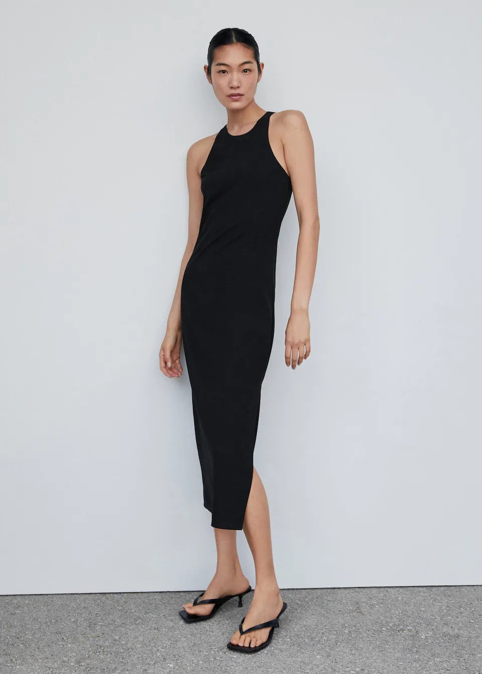 Midi-dress with slit