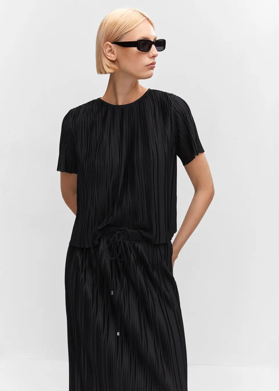 Oversize pleated t-shirt