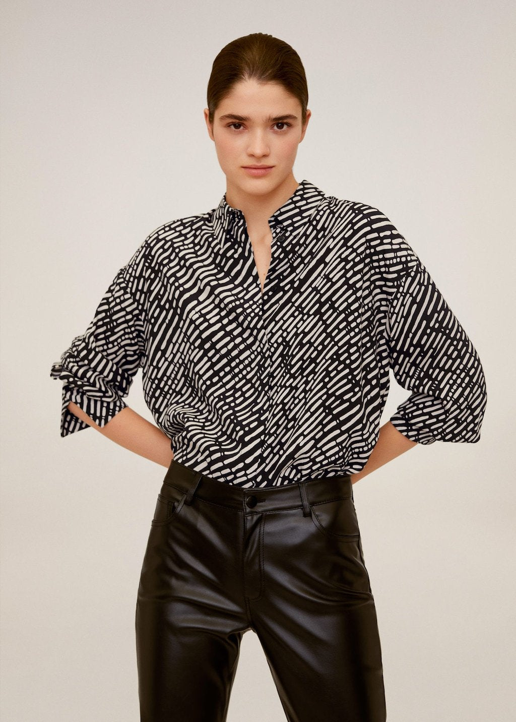 Flowy printed blouse