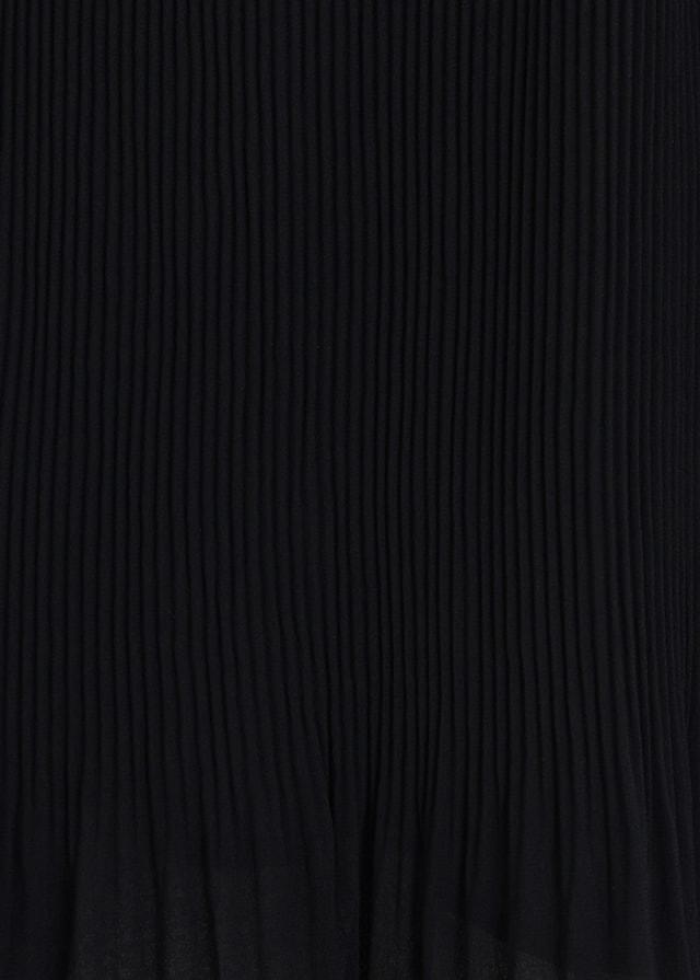 Ruffle pleated top