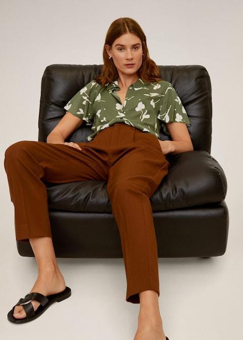 Floral print blouse