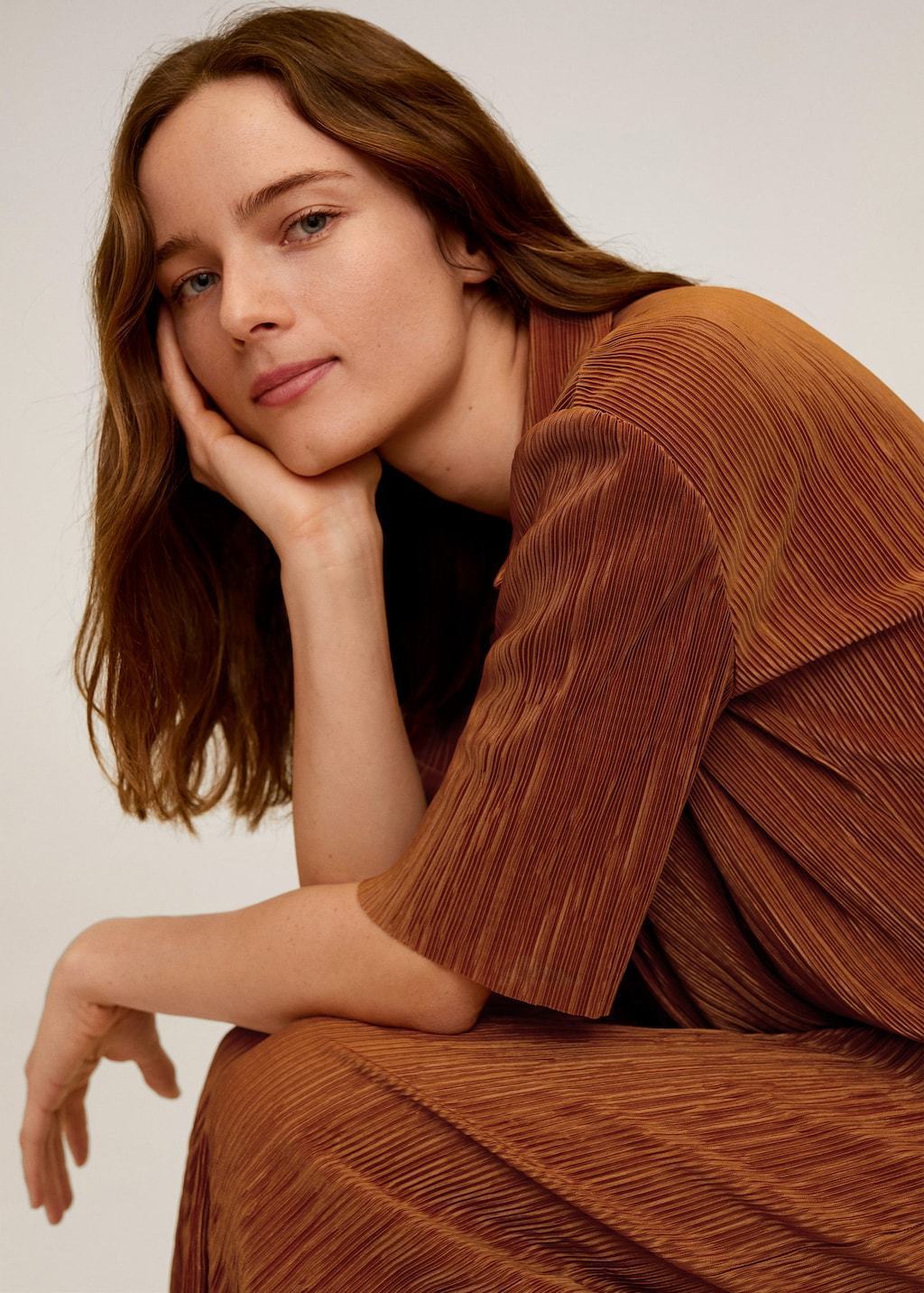 Pleated shirt