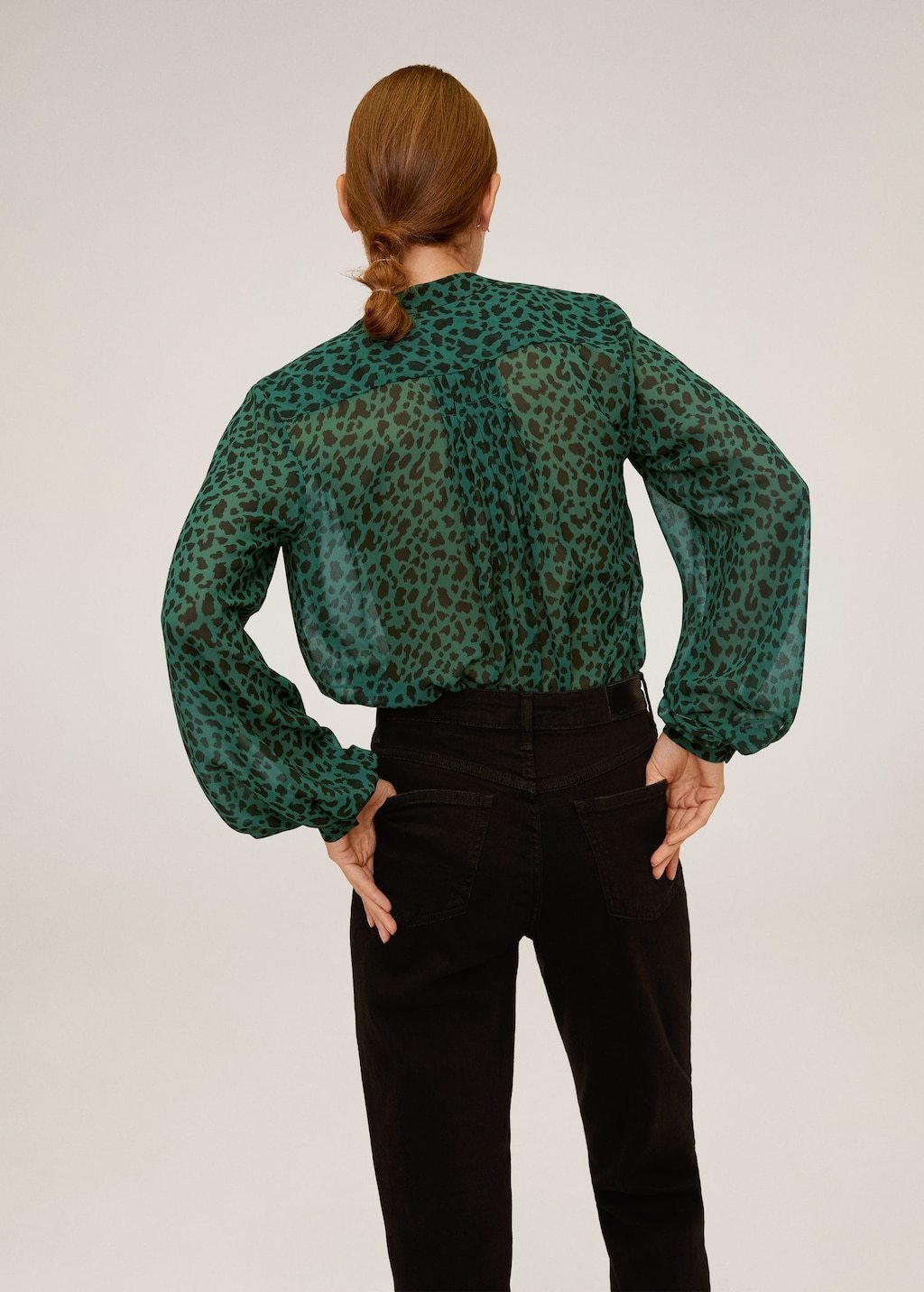 Flowy printed blouse