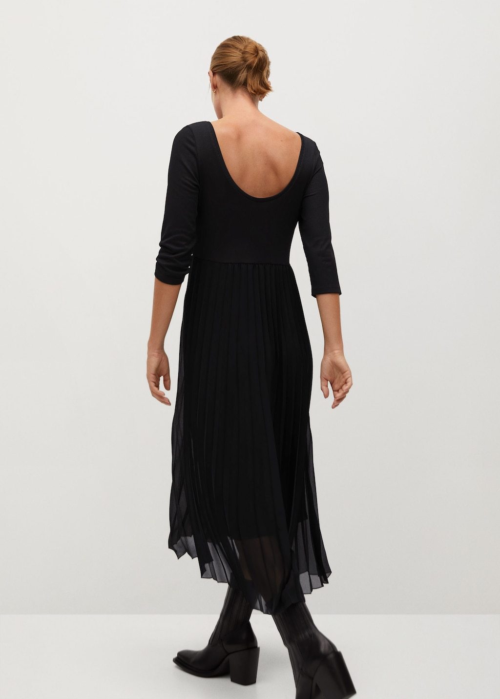 Pleated skirt dress