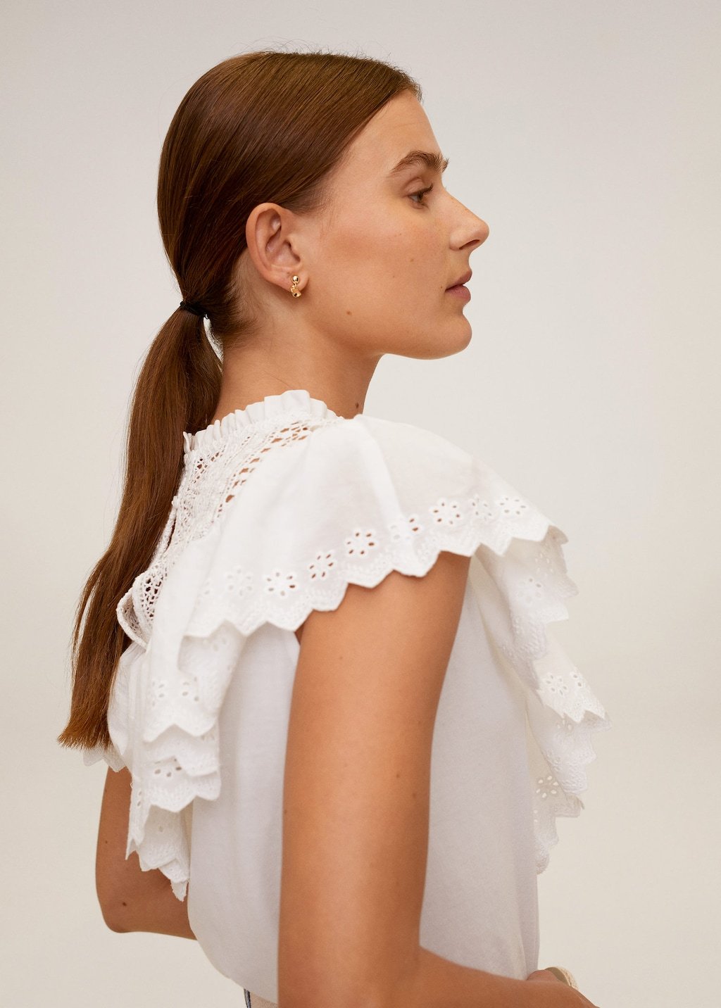 Ruffle cropped top
