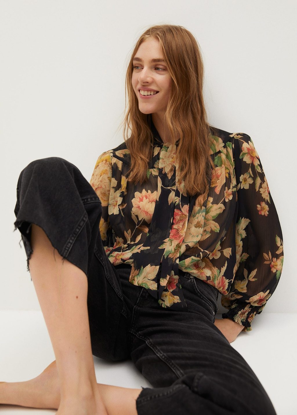 Tie-neck blouse