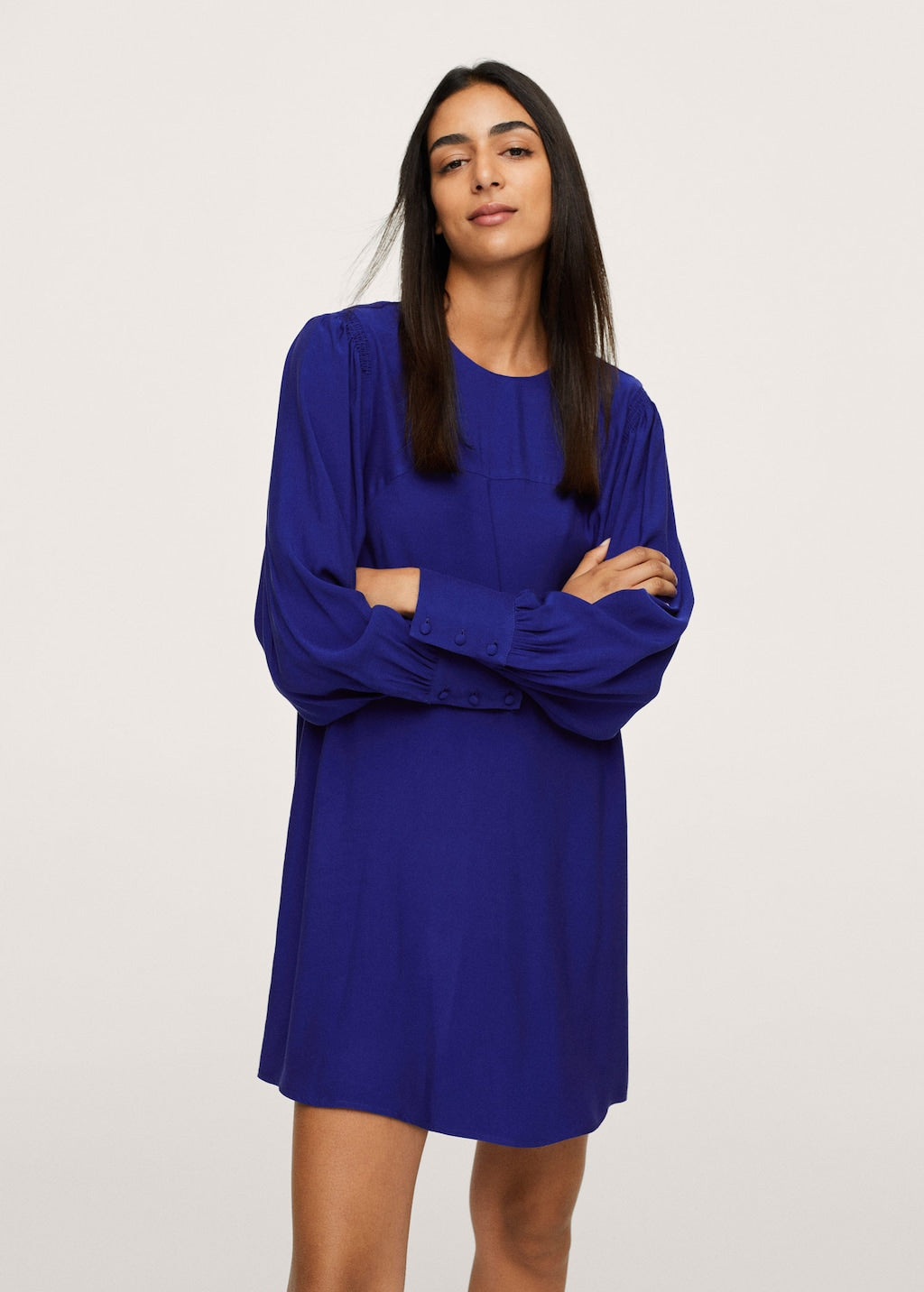 Puffed sleeves dress
