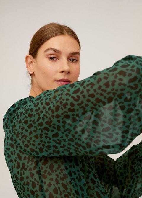 Flowy printed blouse