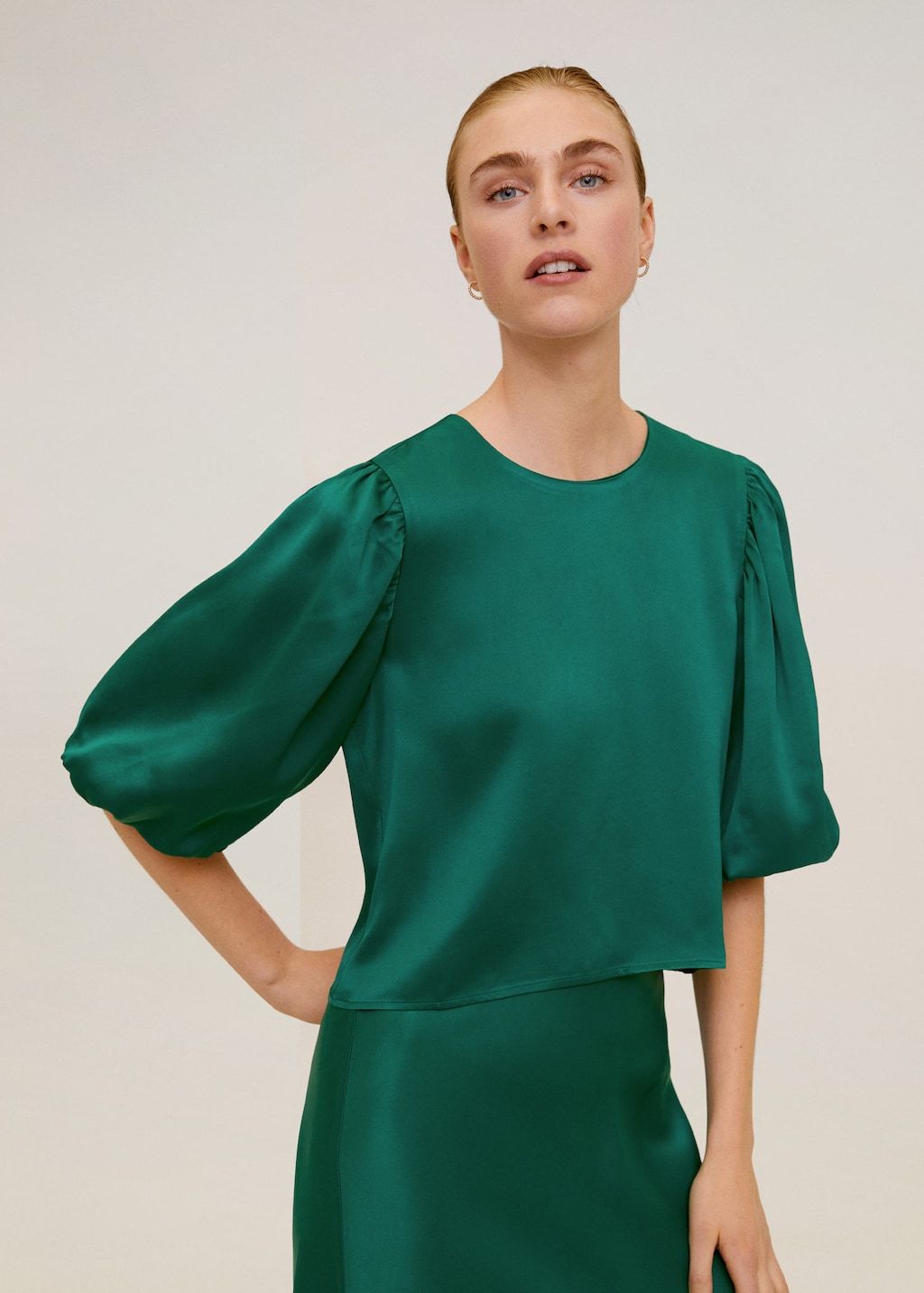 Puff sleeve top