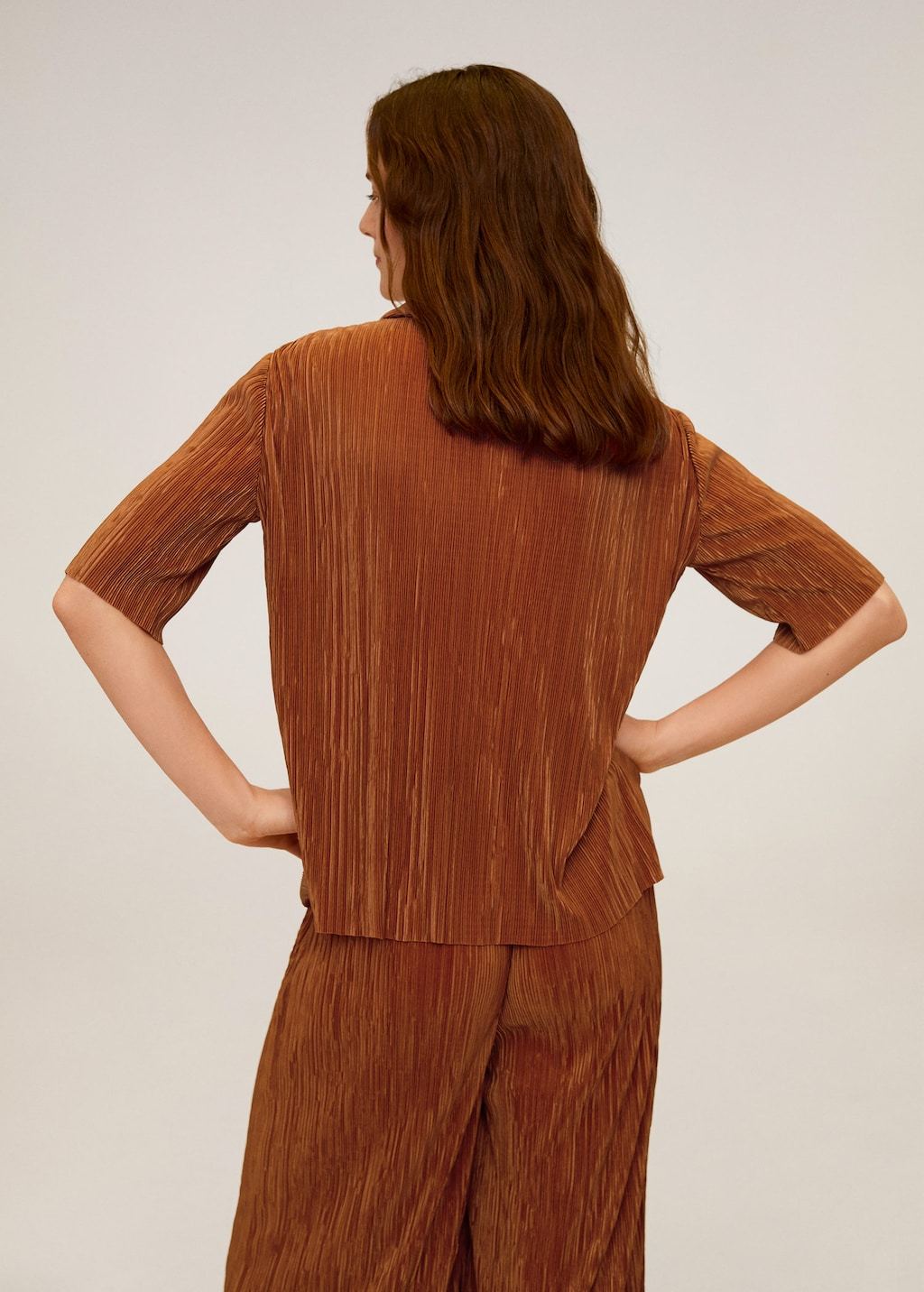 Pleated shirt