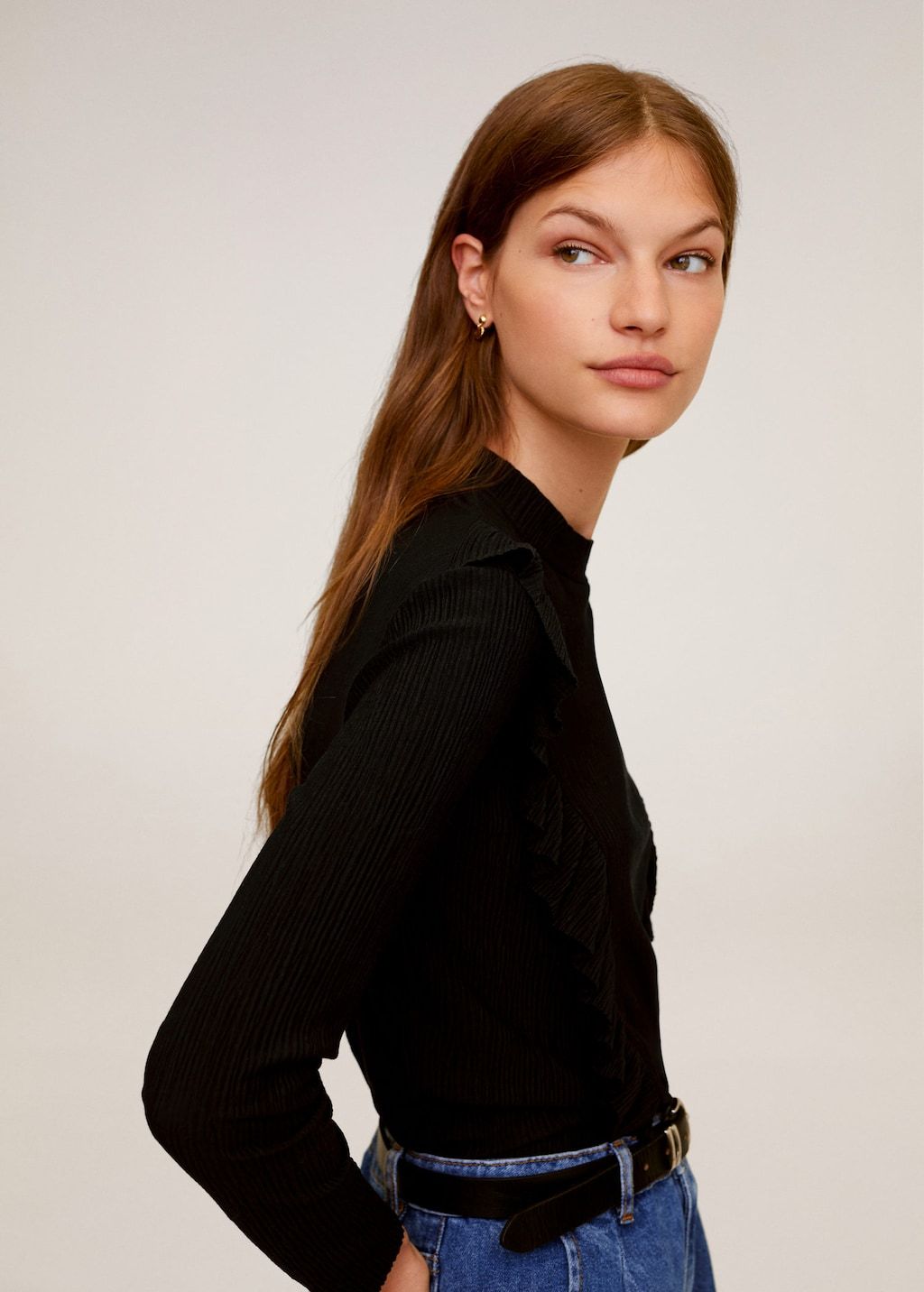 Ruffles pleated t-shirt