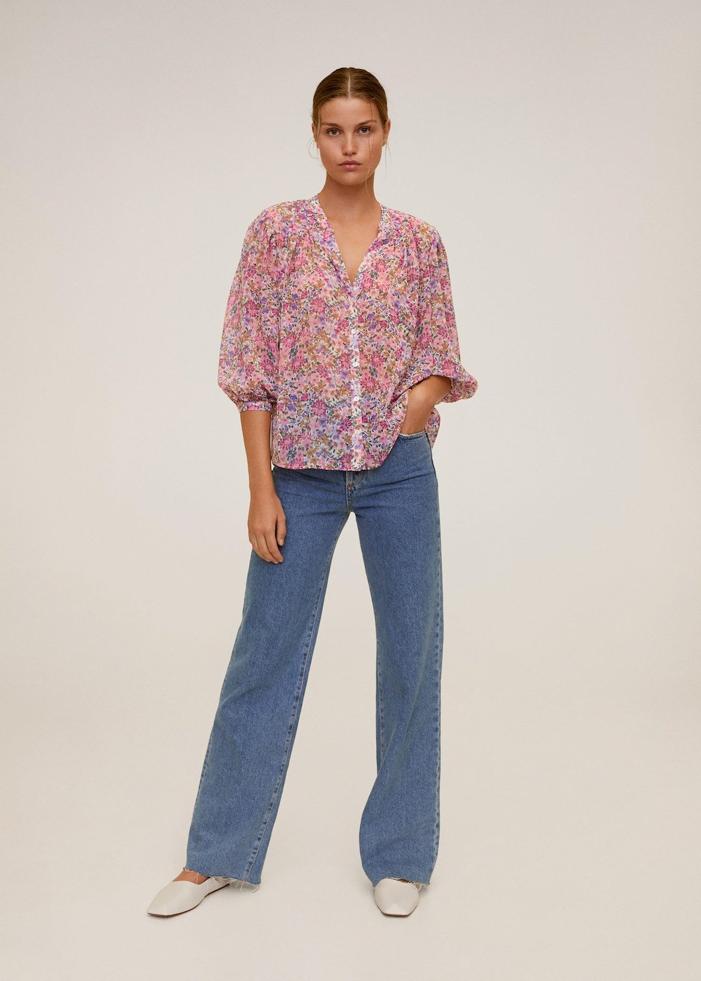Floral print blouse