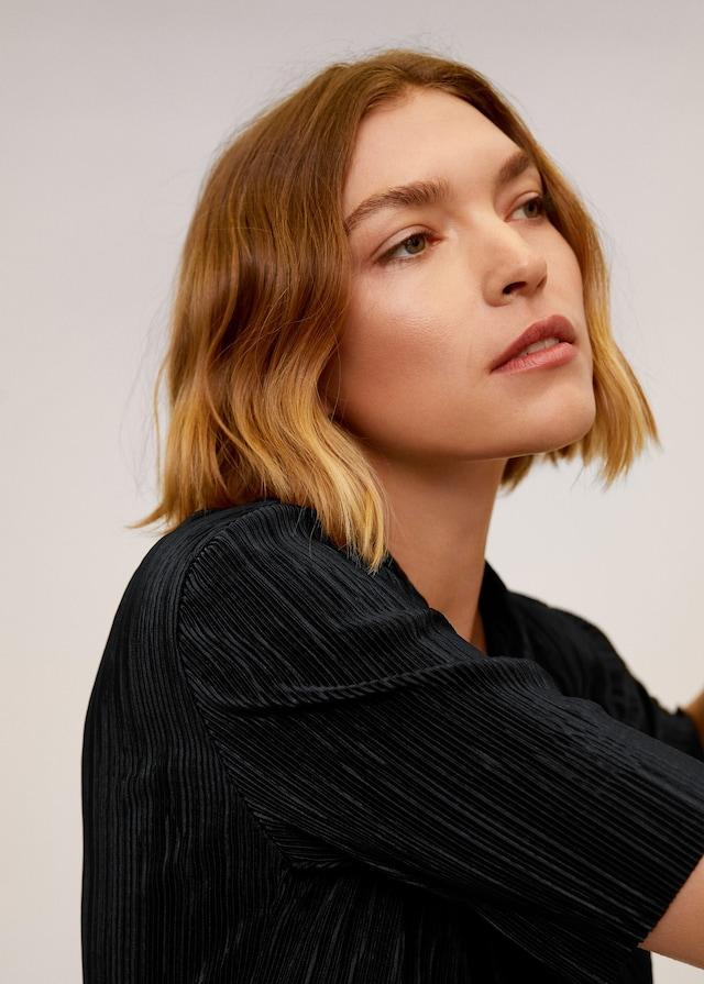 Pleated shirt