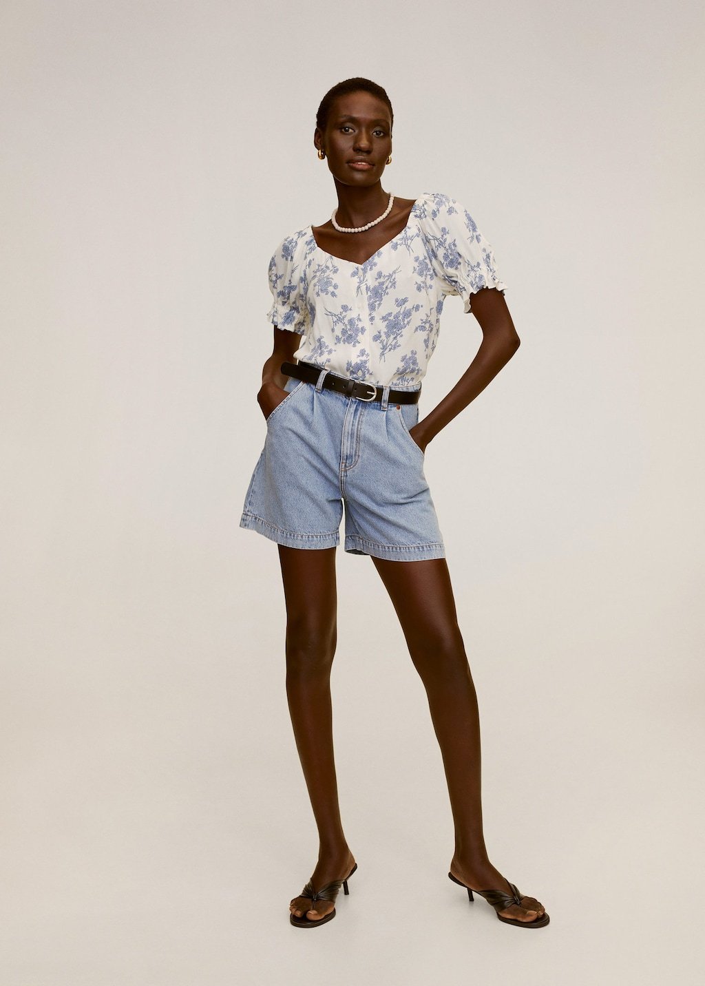 Floral print blouse