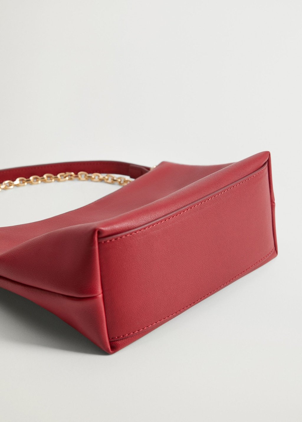 Chain baguette bag