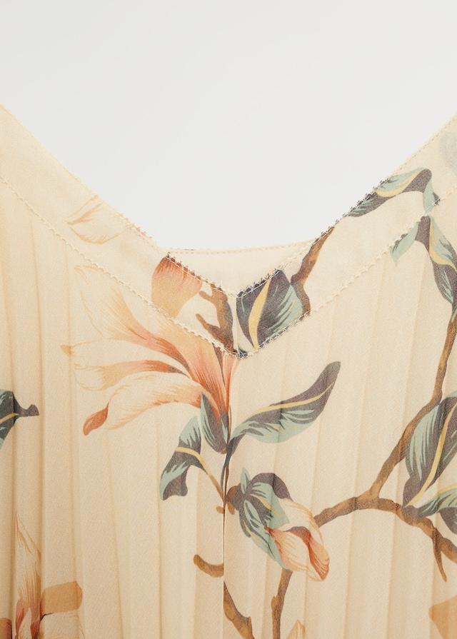 Floral pleated top