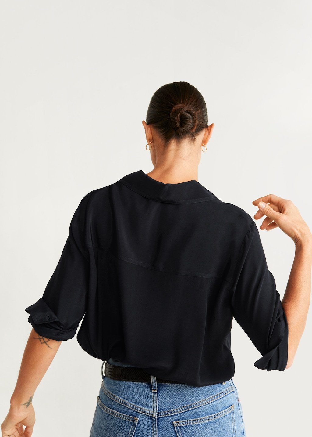 Chest-pocket flowy blouse