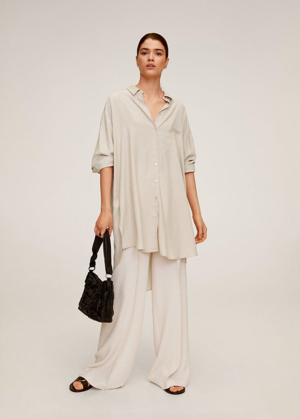 Oversize flowy shirt