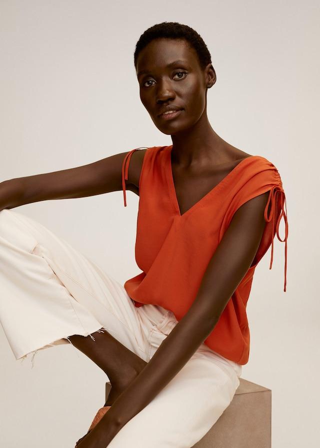 Ruched detail top