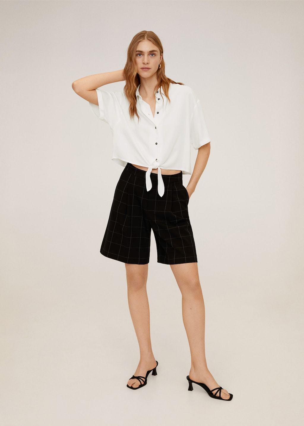 Knot shirt