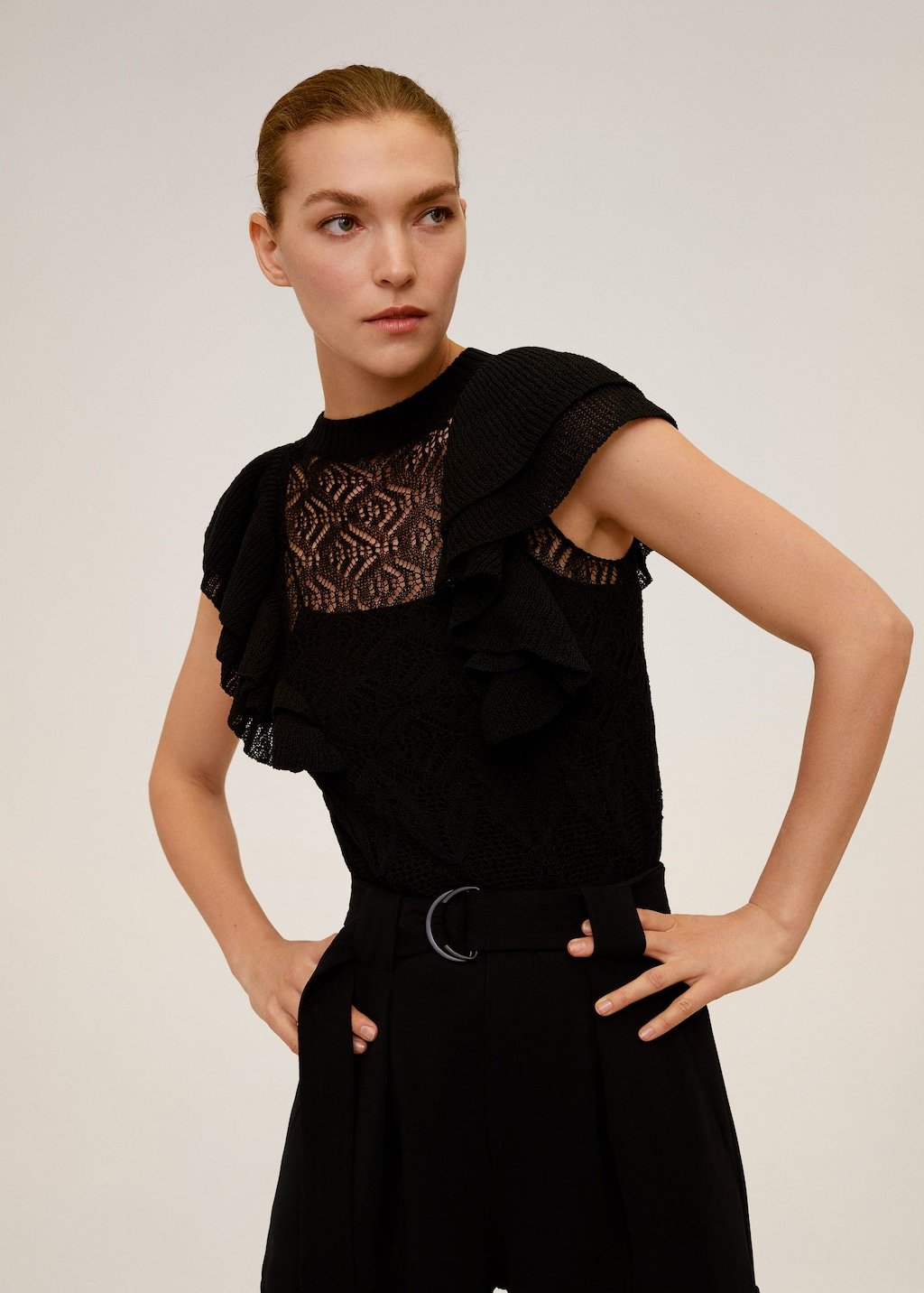 Ruffles lace top