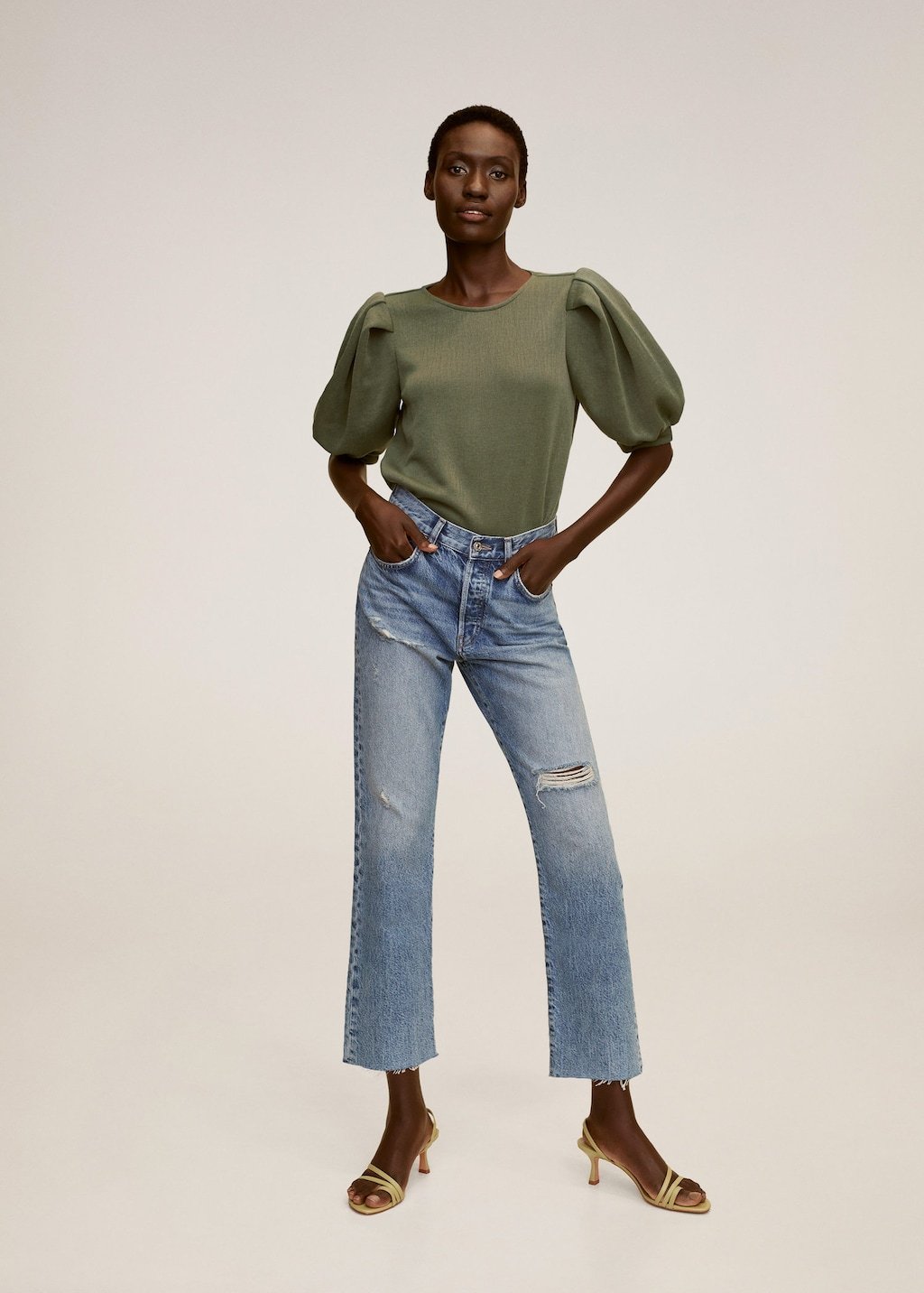 Puffed sleeves T-shirt