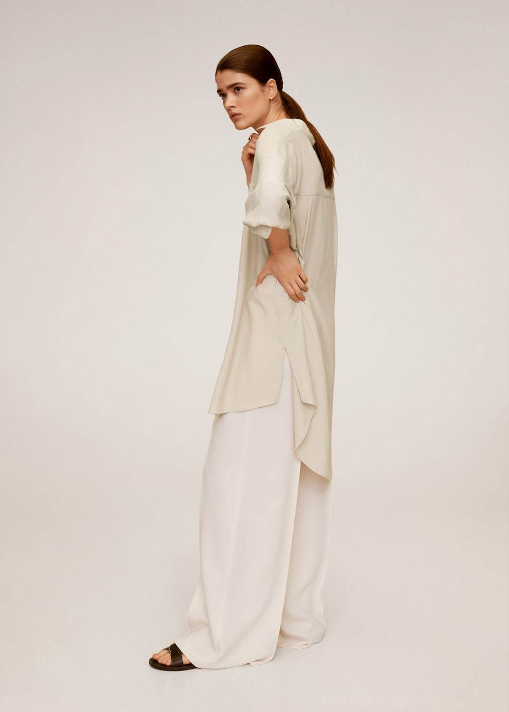 Oversize flowy shirt