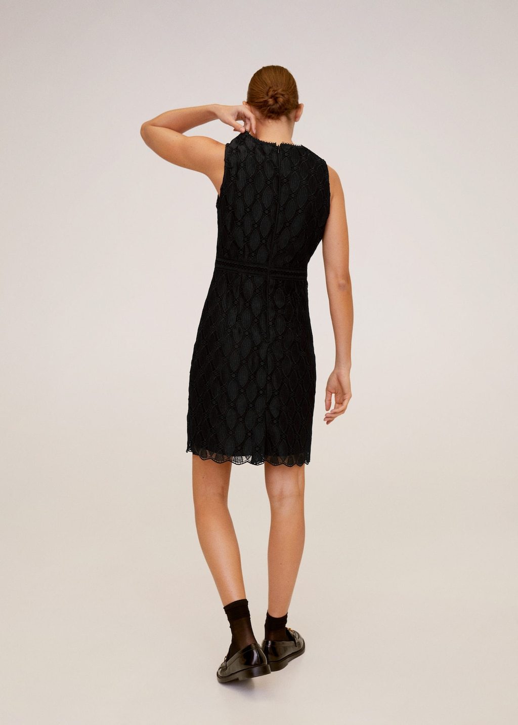 Guipure short dress