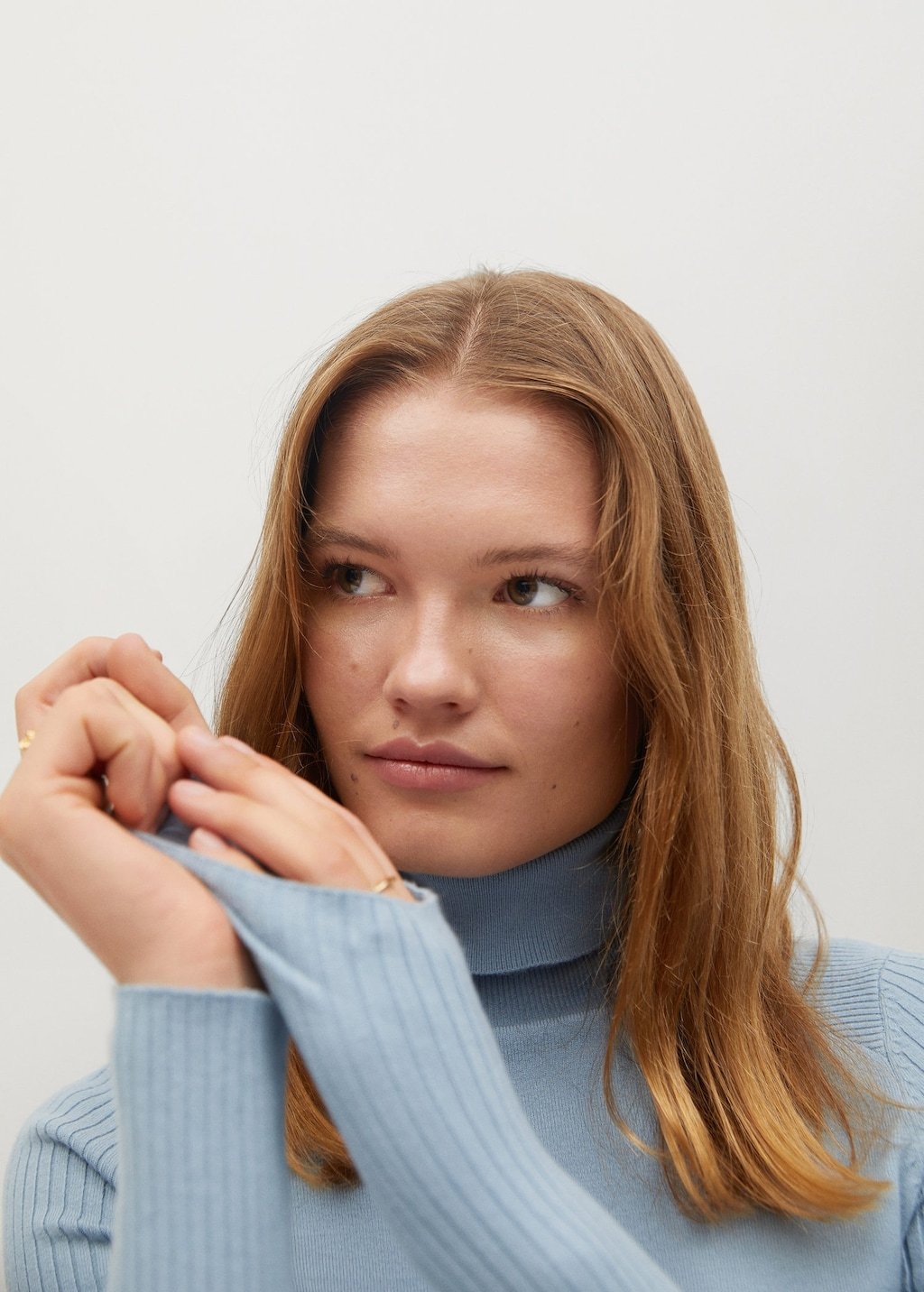Turtle neck sweater