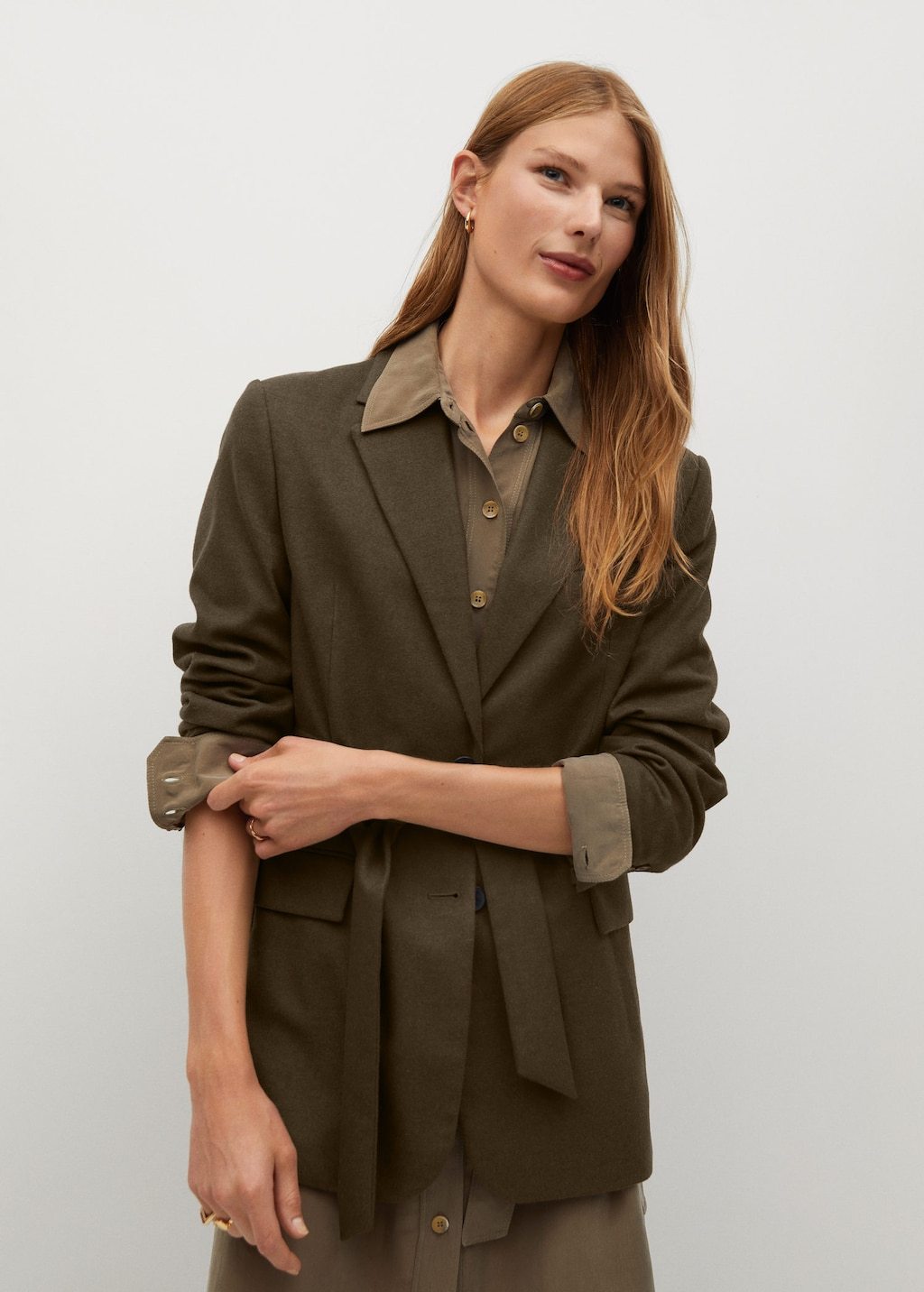 Structured bow blazer