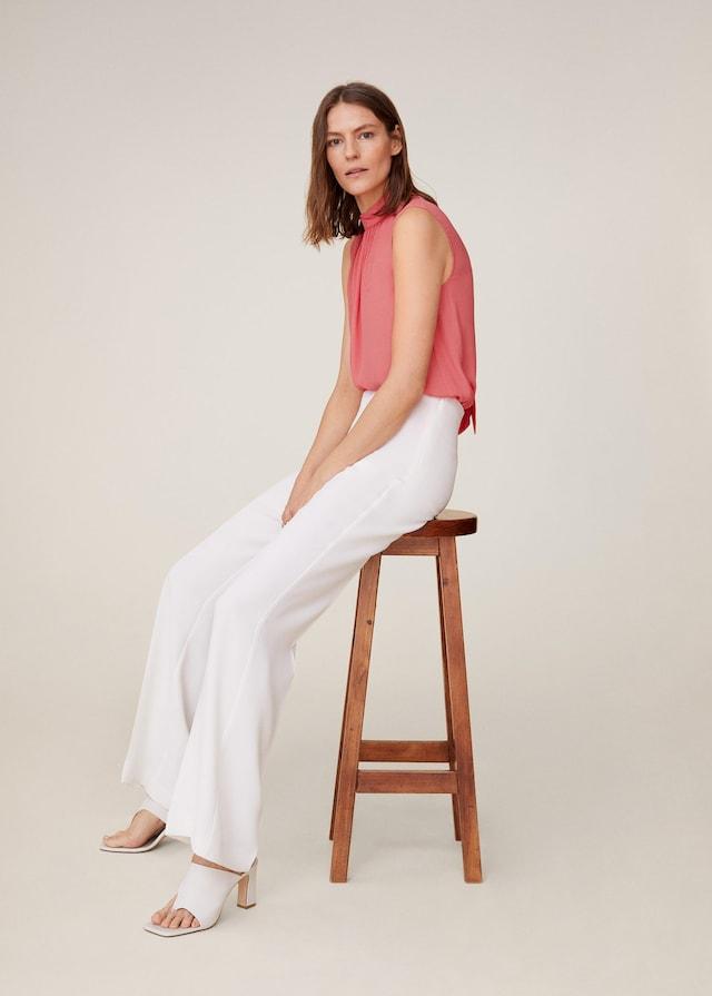 Halter neck top