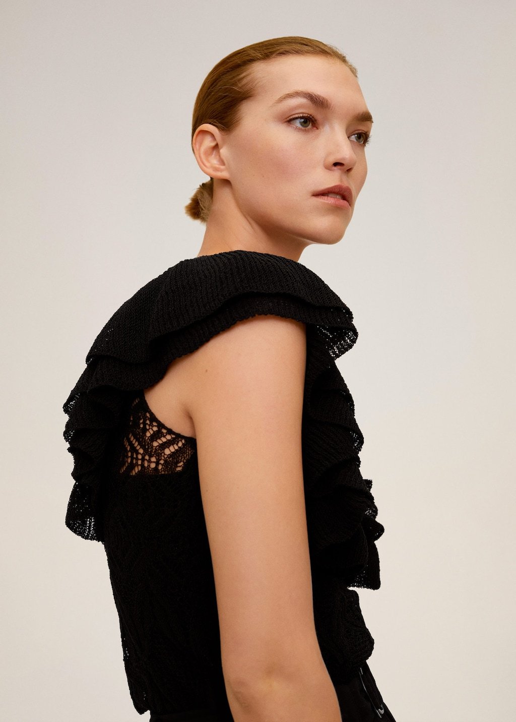 Ruffles lace top