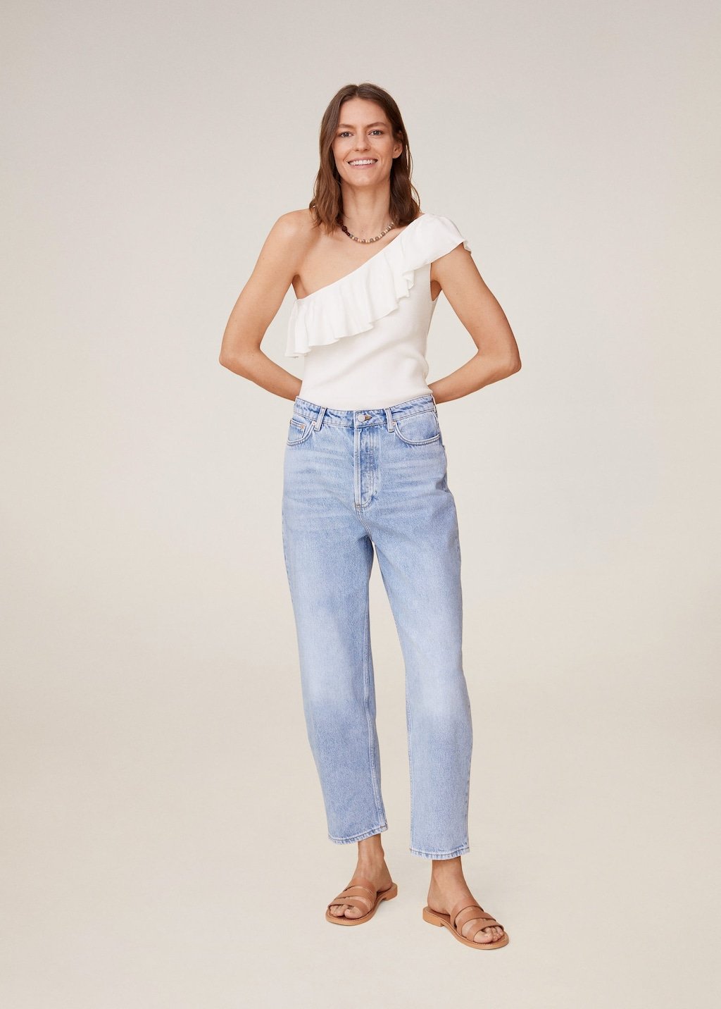 Asymmetric flounces top