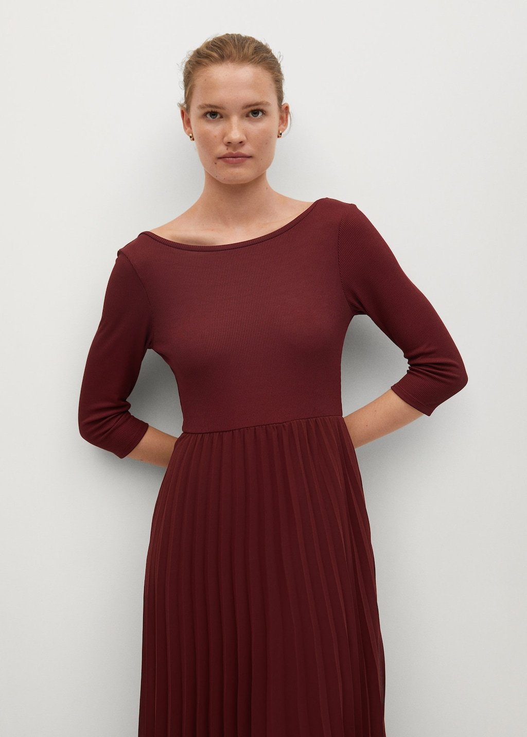 Pleated skirt dress
