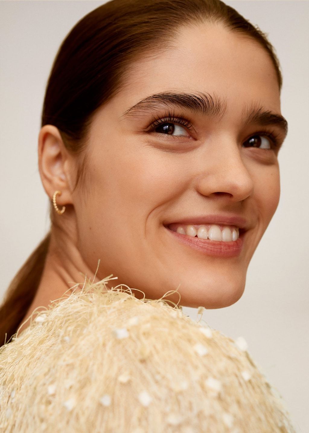Frayed edges top