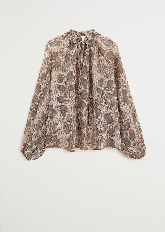 Puffed sleeves blouse