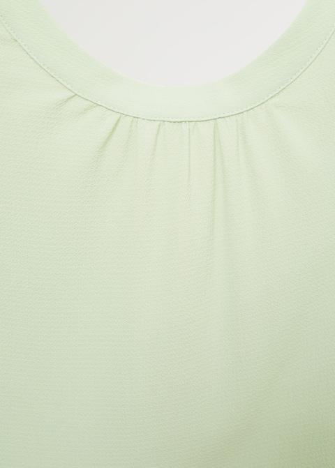 Puffed-shoulder blouse